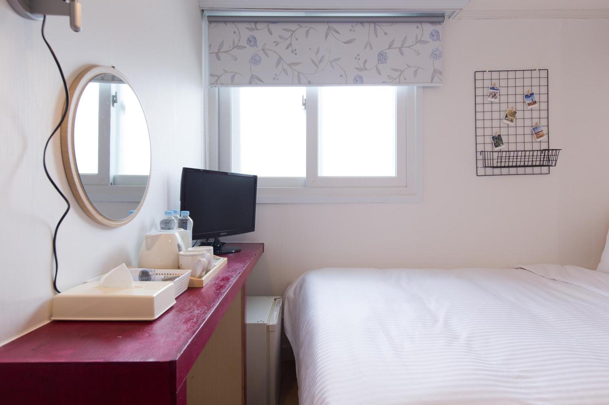 Travel Monster Guest house Seoul